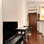 Joivy Cosy 1-Bed Flat, Easy Access To City Centre