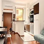 Joivy Cosy 1-Bed Flat, Easy Access To City Centre